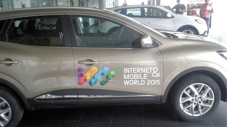 Inscriptionari auto autocolant decupat internet and mobile world 2015